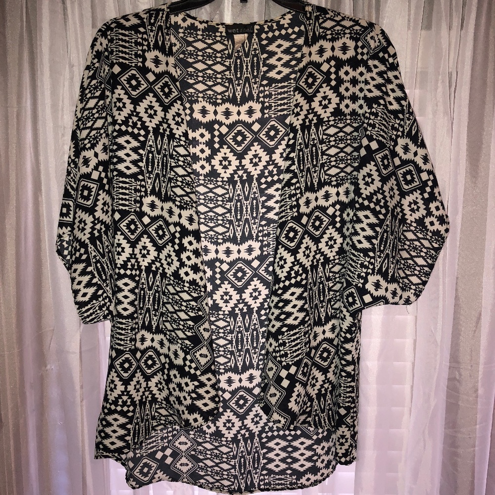 Black & White Tribal Kimono • OS • Forever 21